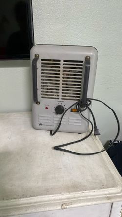 White Westinghouse Heater $22