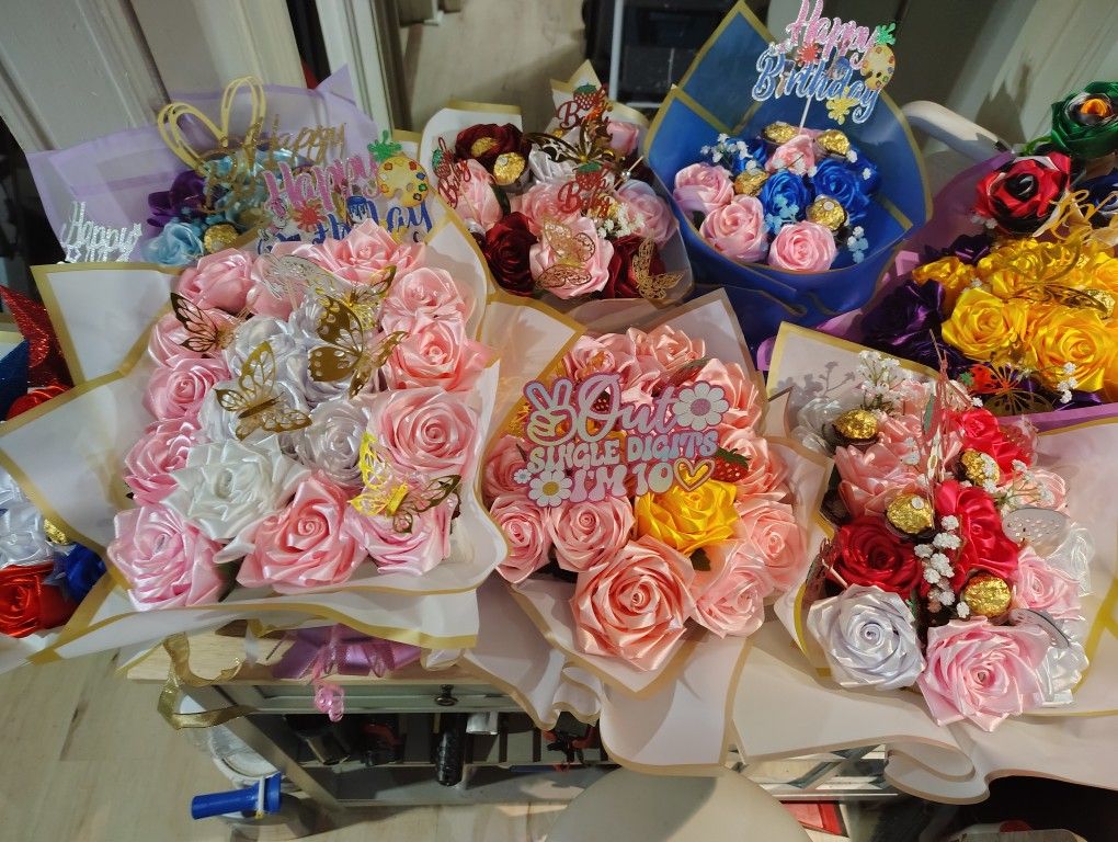 Ribbon Roses Bouquet