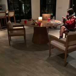 Round 60” Harbour Furniture Table And 4 Chairs - Designers 4 RH