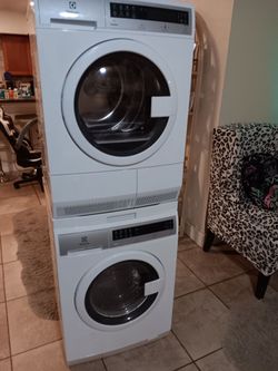 Electrolux washer and ventless dryer
