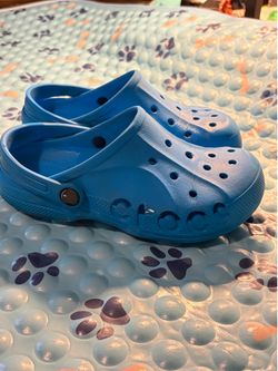 Crocs kids size 3 shoes