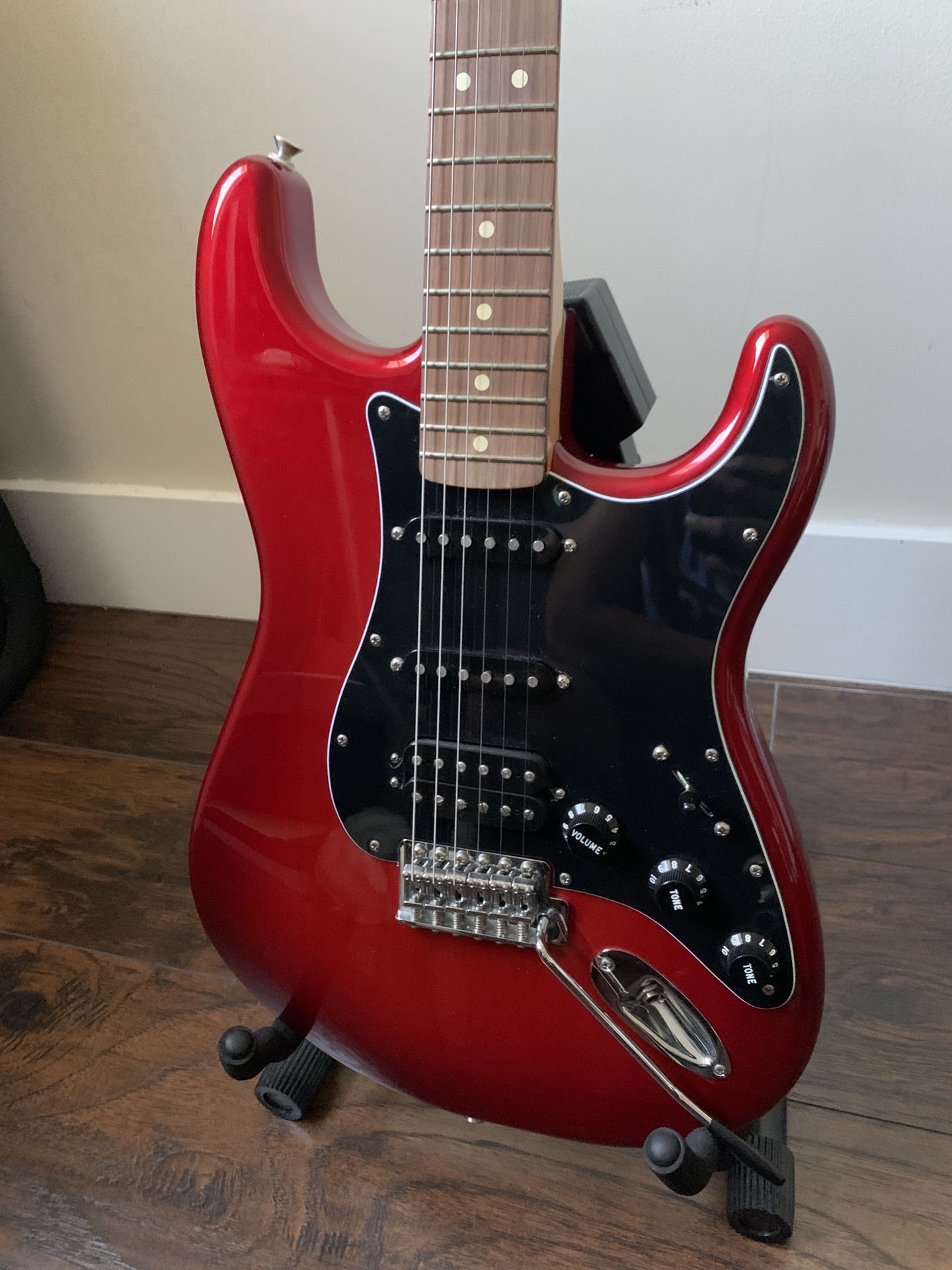 Fender Limted Edition Pau Ferro HSS Stratocaster