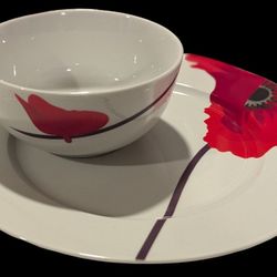 Amazon Basics Red Poppy 18-Piece Dinnerware Set