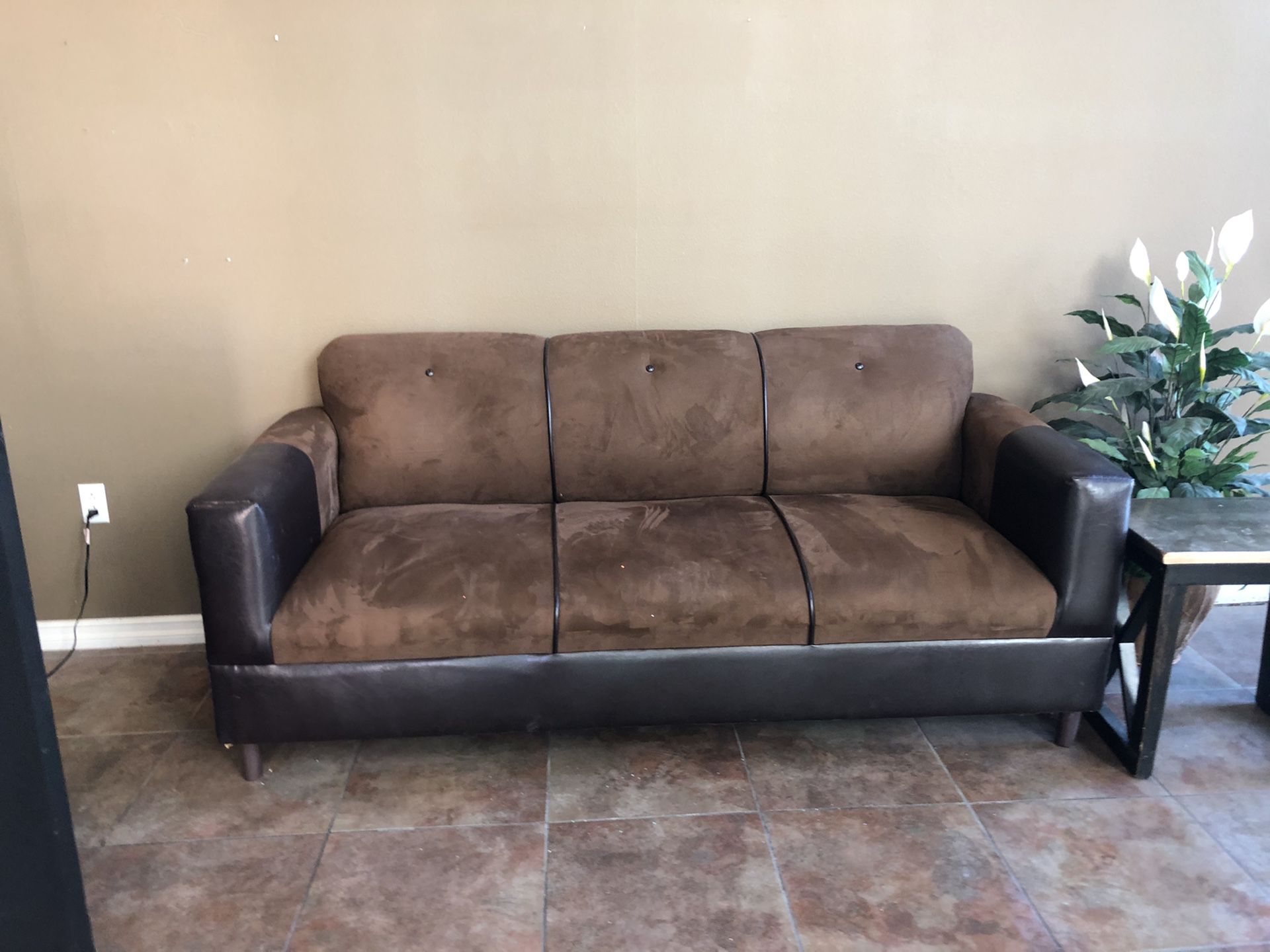 Couch need gone ASAP $80