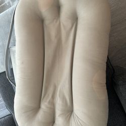 Snuggle me Infant Lounger 