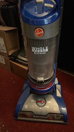 Hoover Powerful vacuum Rewind cord