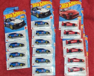 Various Hot Wheels 