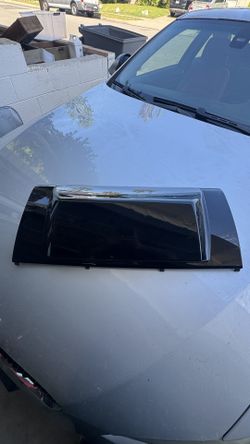 2007 - 2014 Yukon, Tahoe, Suburban Tow Hitch Cover OEM