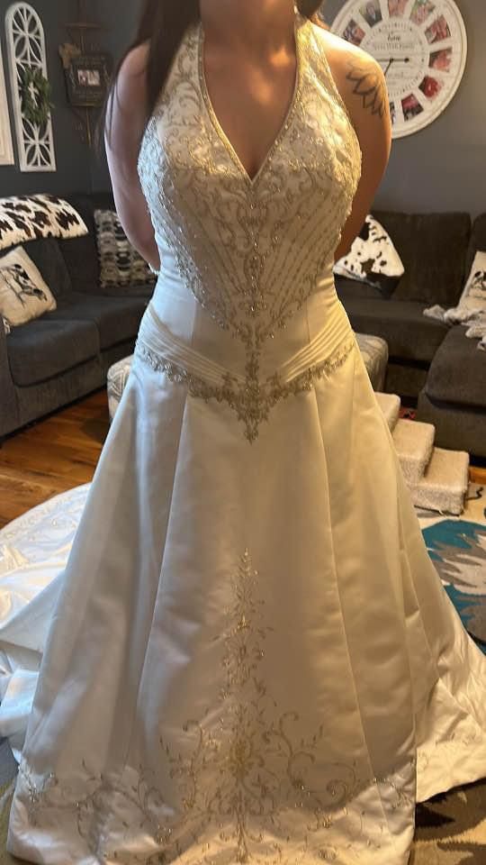 Wedding dress