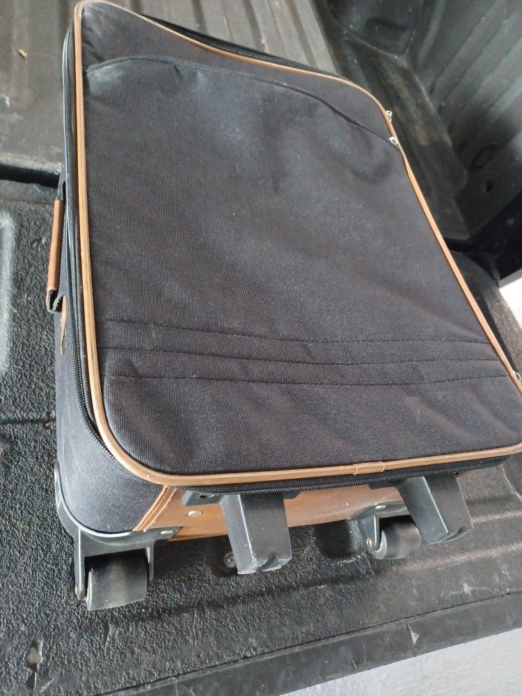 Brown/Black Suit Case Traveling Luggage