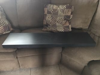 Wall mantel/shelf