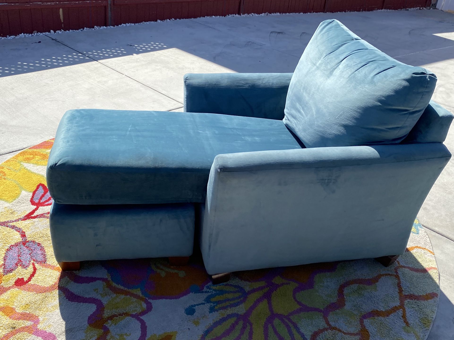 LA-Z-BOY Modern Turquoise 2 Piece Couch