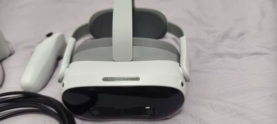 The complete Pico4ultra 12+256 VR headset device for MR mixed reality, full VR experience package, free various PC resources
