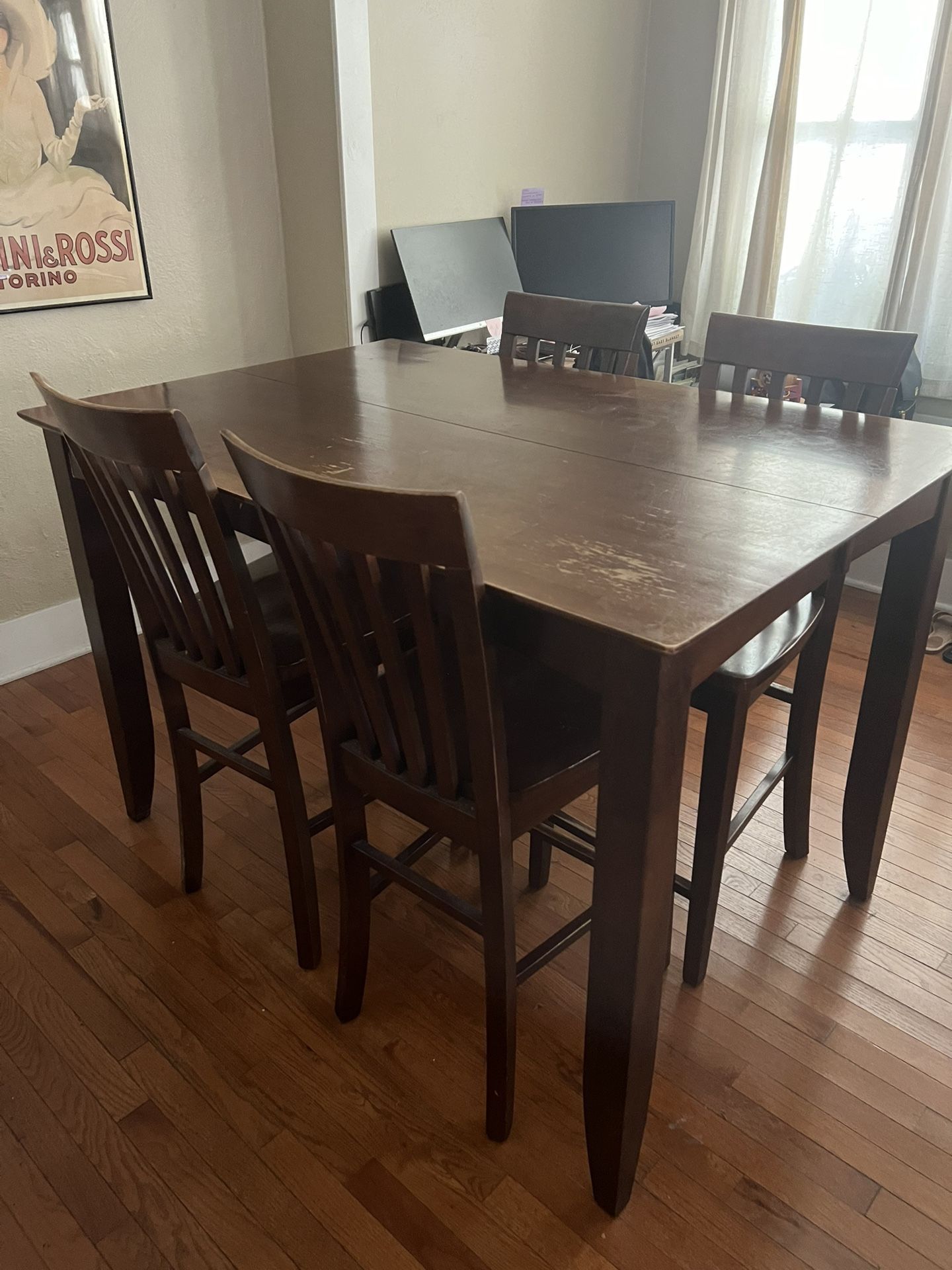 Table Set