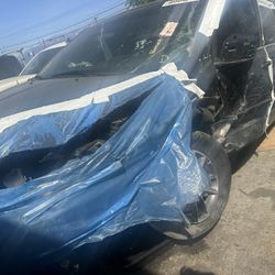 217 Dodge Grand Caravan Parting Out