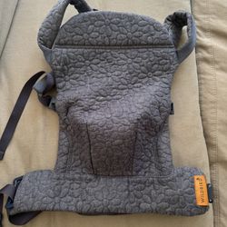 WildBird aerial Baby Carrier- new 