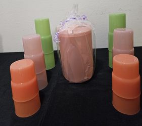 Tupperware pitcher & cups set
