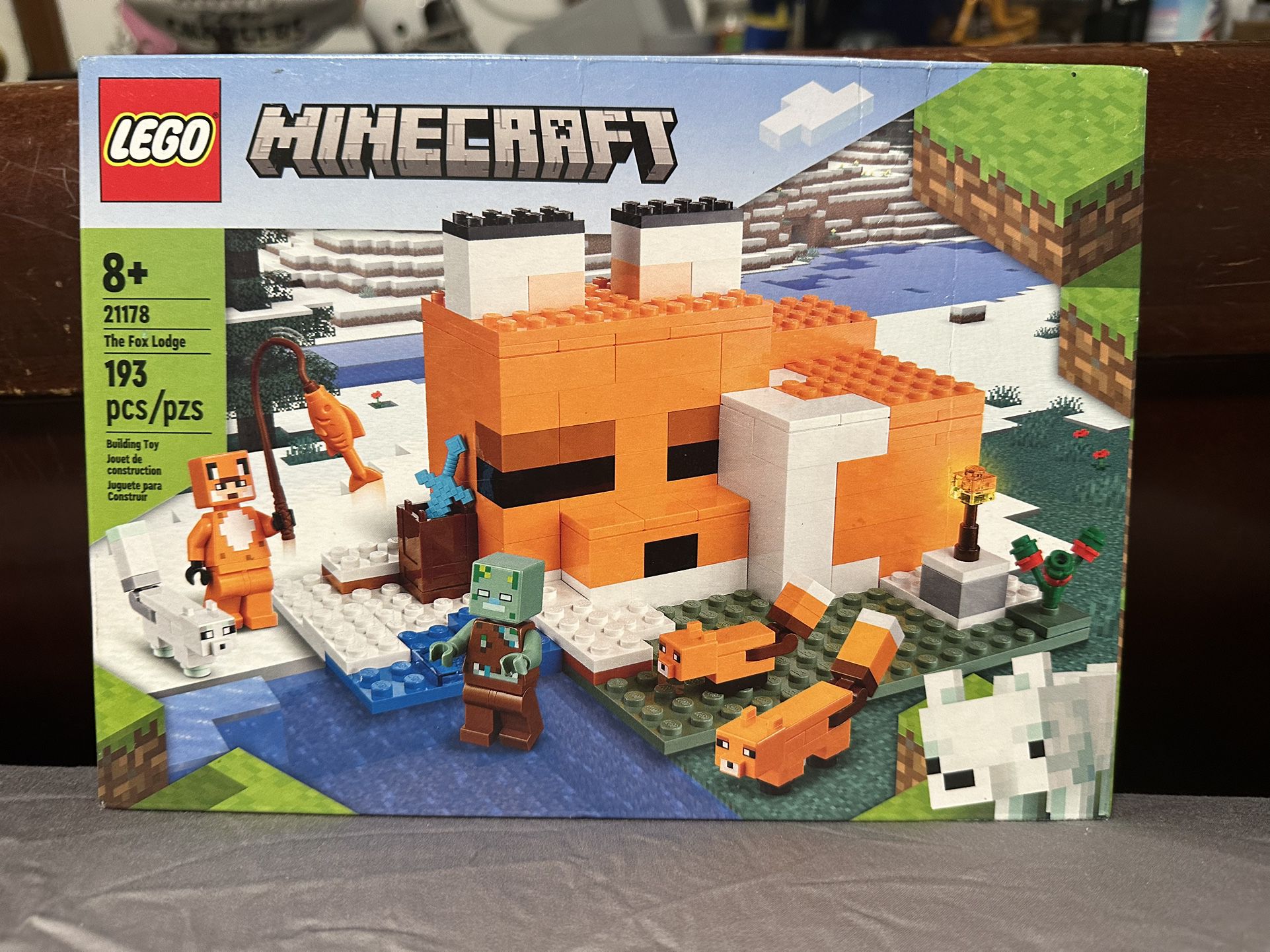 LEGO Minecraft The Fox Lodge House 21178 