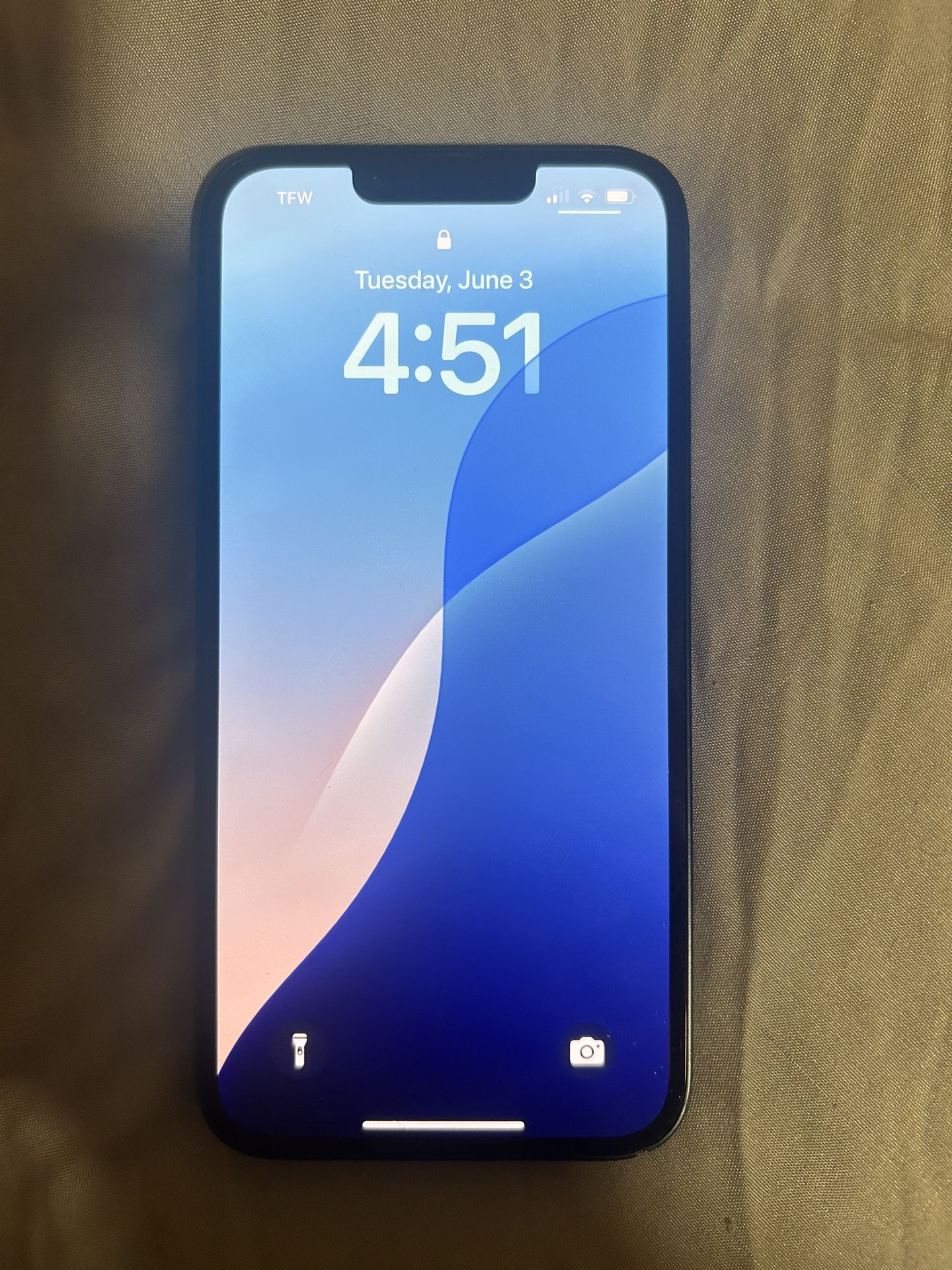 iPhone 13