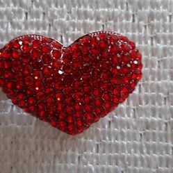 Sparkling Red Heart-shaped rhinestone brooch.