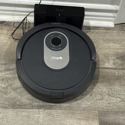 Shark Robot Vacuum
