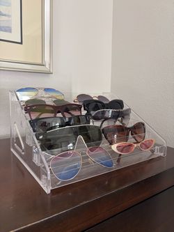 Sunglass Acrylic Display Stand - glasses not included