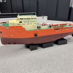 RC Large Scale Model Boat