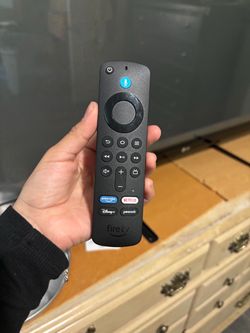 LG 45x 26 TV with smart remote