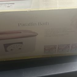 NEW GiGi Digital Paraffin Bath + Wax Included