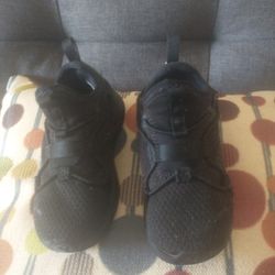 Pumas Size 7 Toddler