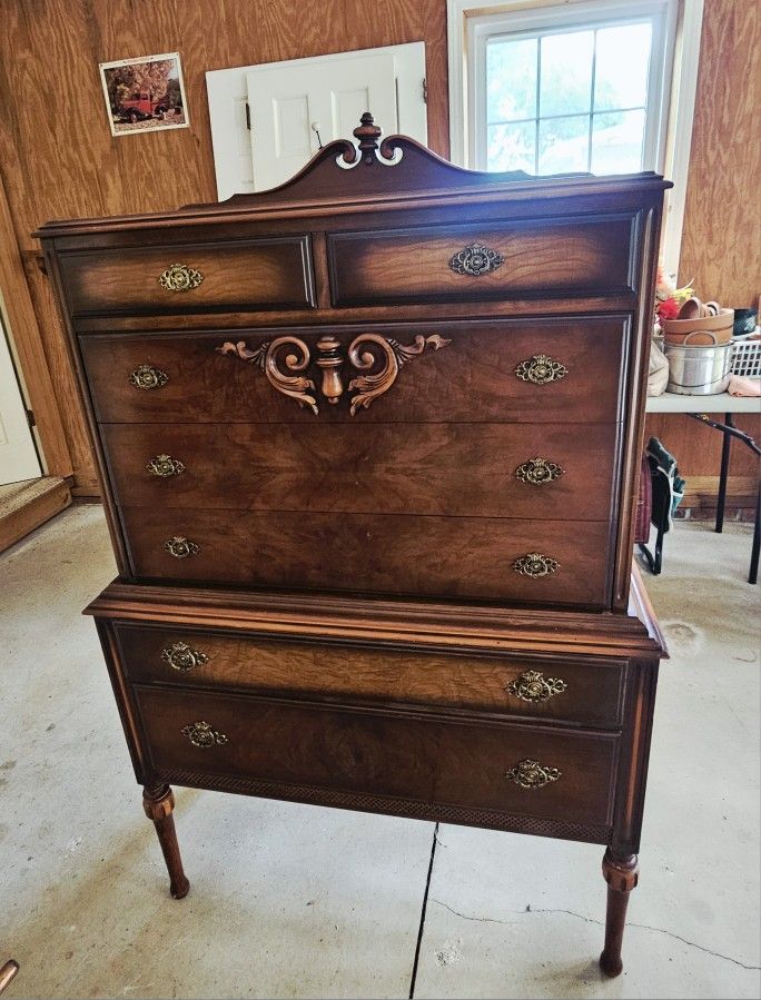 Antique Continental Furniture Company Walnut Chest On Chest Of Drawers