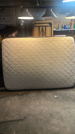Full size mattress