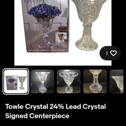 Towle Crystal 24% Lead Crystal Signed Centerpiece