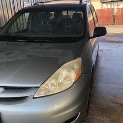 2006 Toyota Sienna