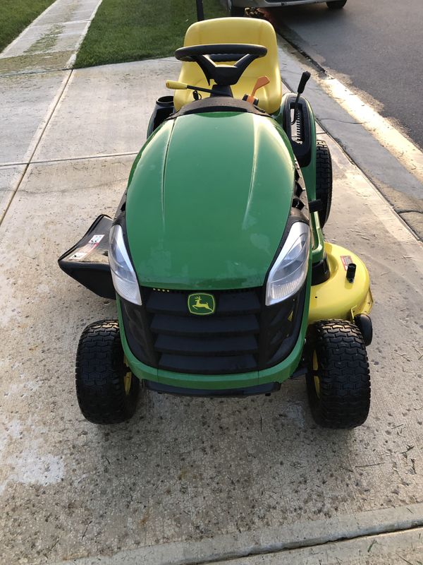 John deere. Grass cutter for Sale in Tipp City, OH OfferUp
