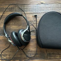 Sony wired headphones digital w/ noise cancelling