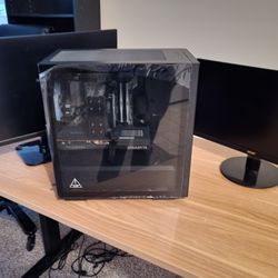 Gaming PC Set Up CUSTOM BUILT BRAND NEW RGB Gaming PC