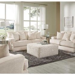 Beautiful Biege Couch Set + DELIVERY