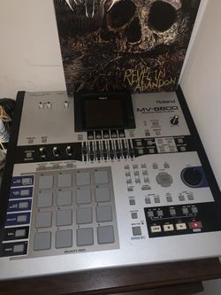 Roland MV-8800 Production Studio/Sampler