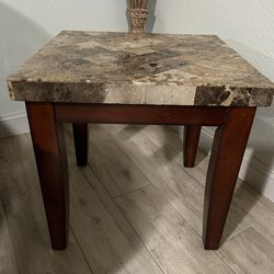 2 End Tables