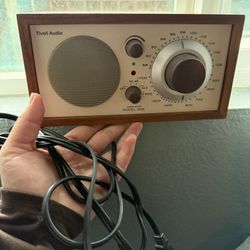 Tivoli Audio AM/FM Table Radio