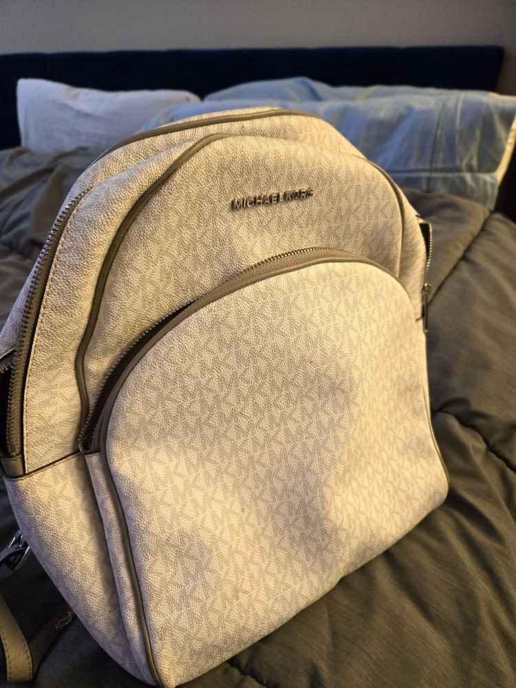 Authentic Michael Kors Abbey Backpack 