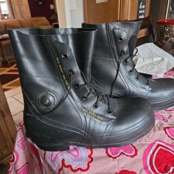 MILITARY ARTIC BOOTS