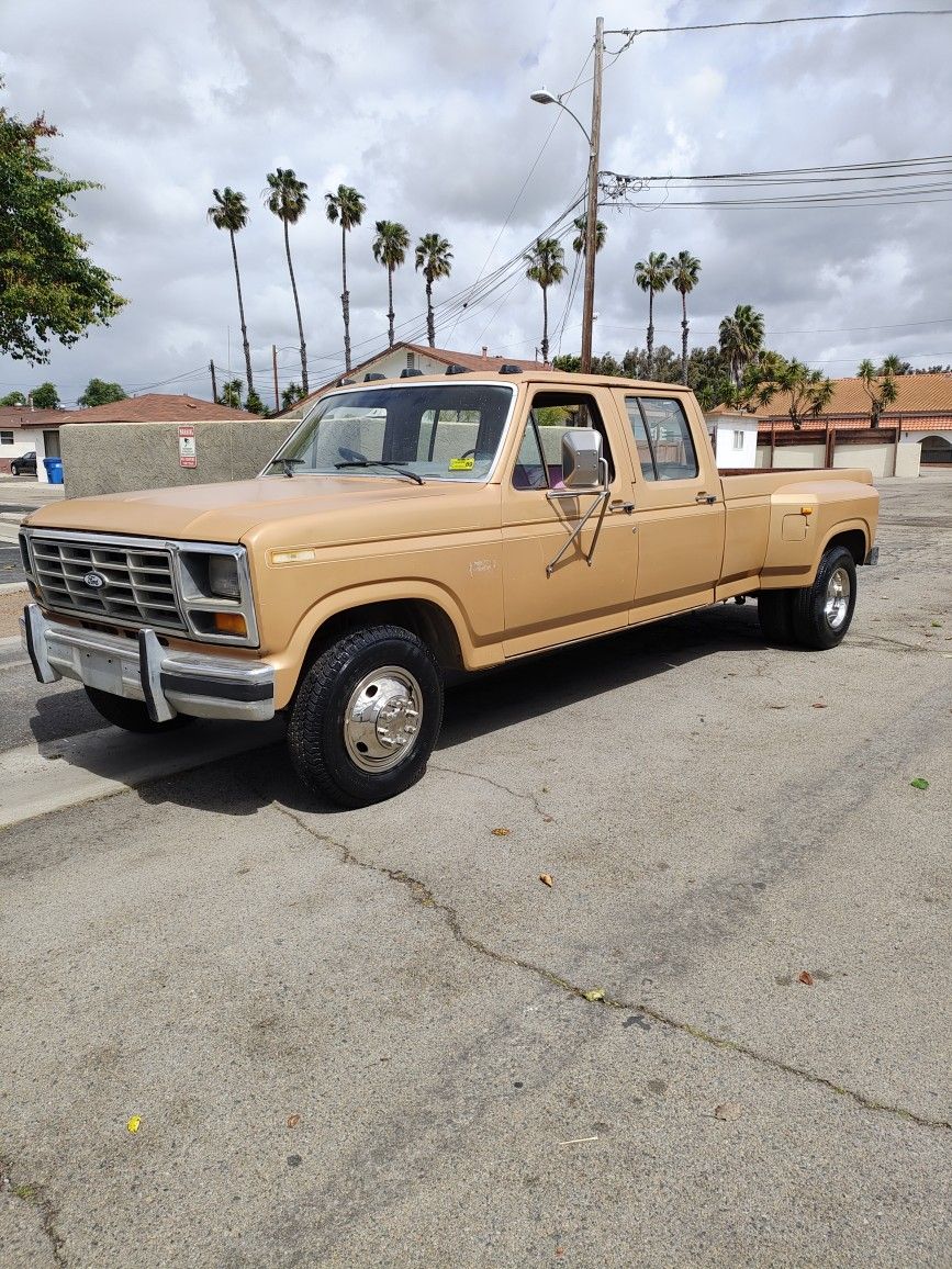 1986 Ford F350 Dually