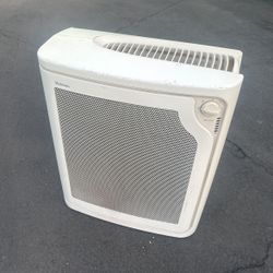 Air Cleaner/Purifier - Holmes Industries 