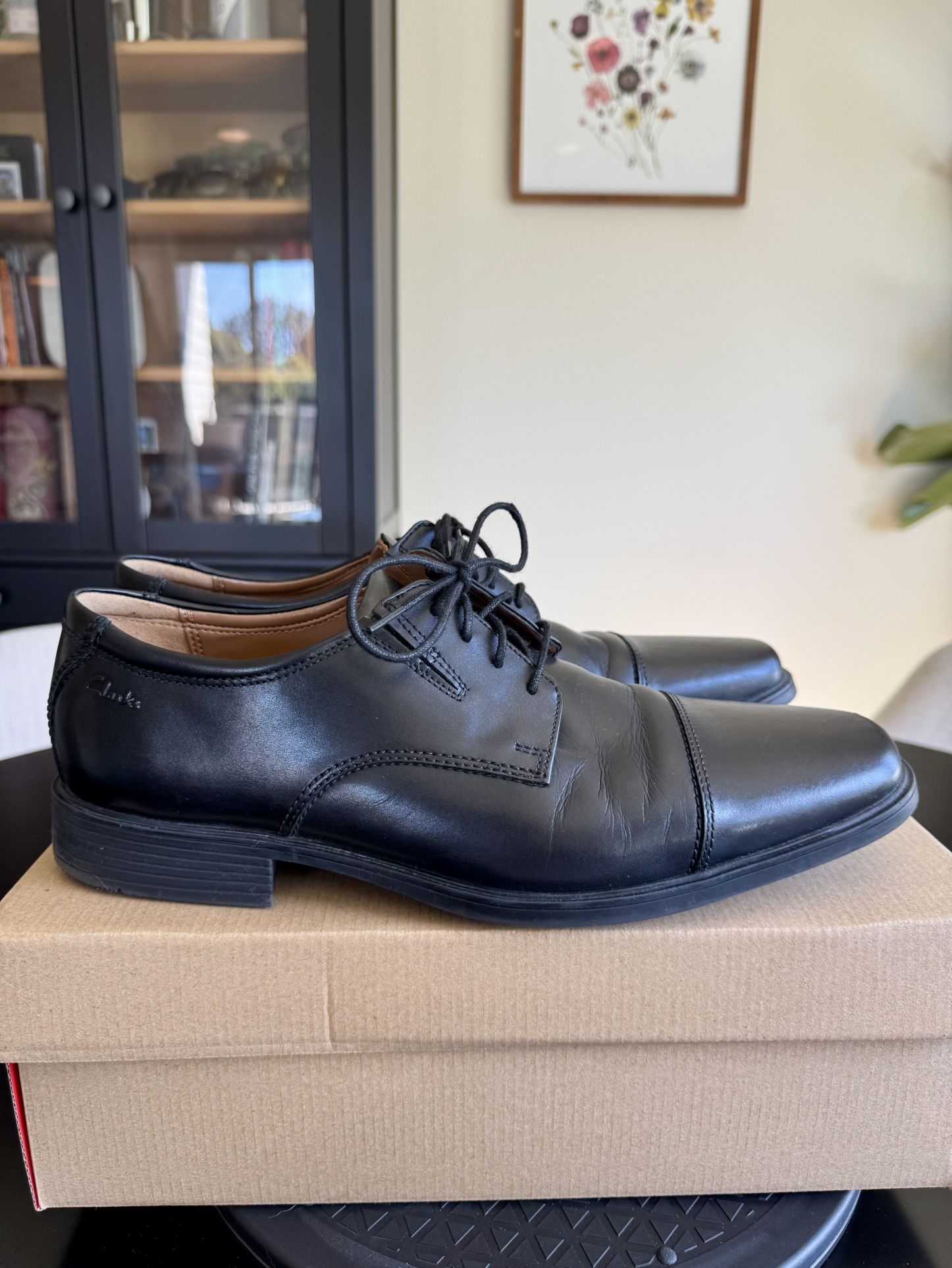 Tilden Cap Black Leather Dress Shoe - US M10.5
