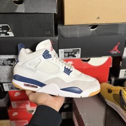 Jordan SB 4 Navy size 11 VNDS 