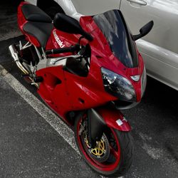2000 Kawasaki Zx6r FULL PART OUT ONLY 