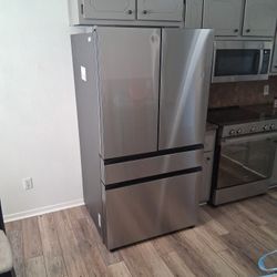 XL Refrigerator 