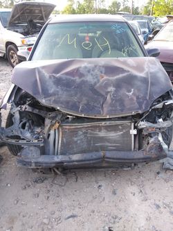 2002 Honda Civi Automatico 1.7 parts only